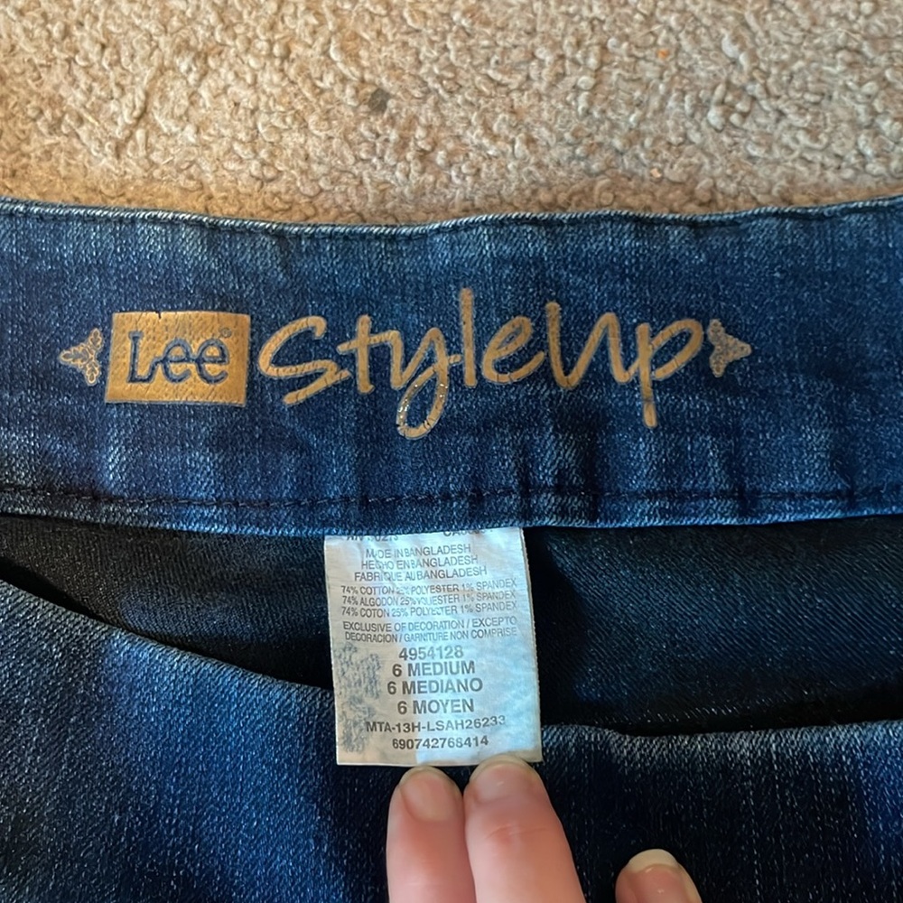 Lee Style Up Pull-On Jeans - Picture 5 of 9